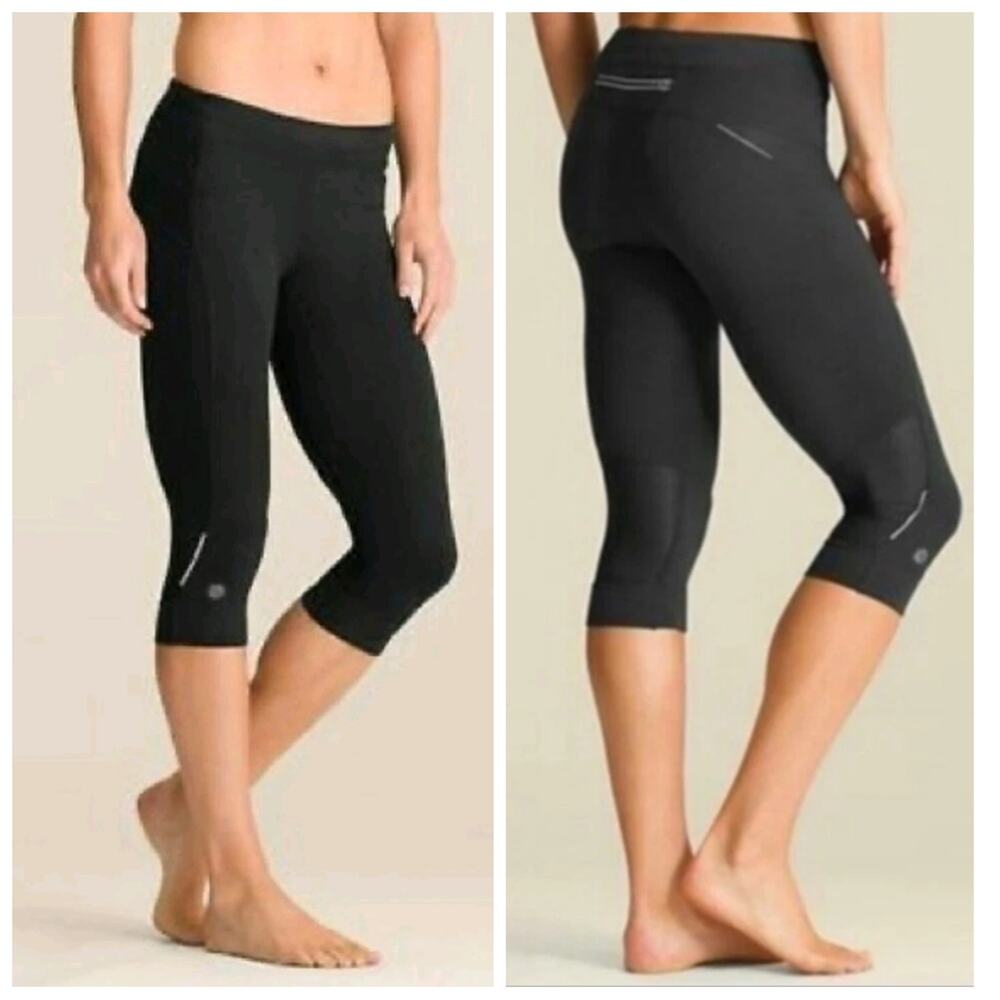 Athleta Relay Capri Crop Legging sz L